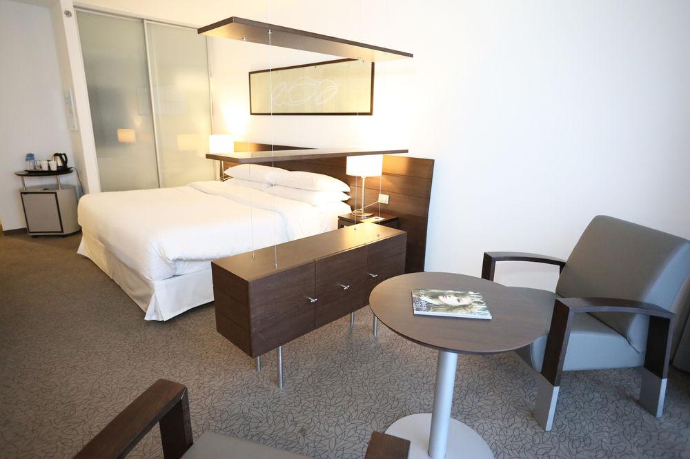 Four Points Sheraton Bolzano Bozen Esterno foto