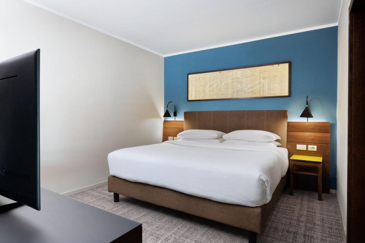 Four Points Sheraton Bolzano Bozen Esterno foto