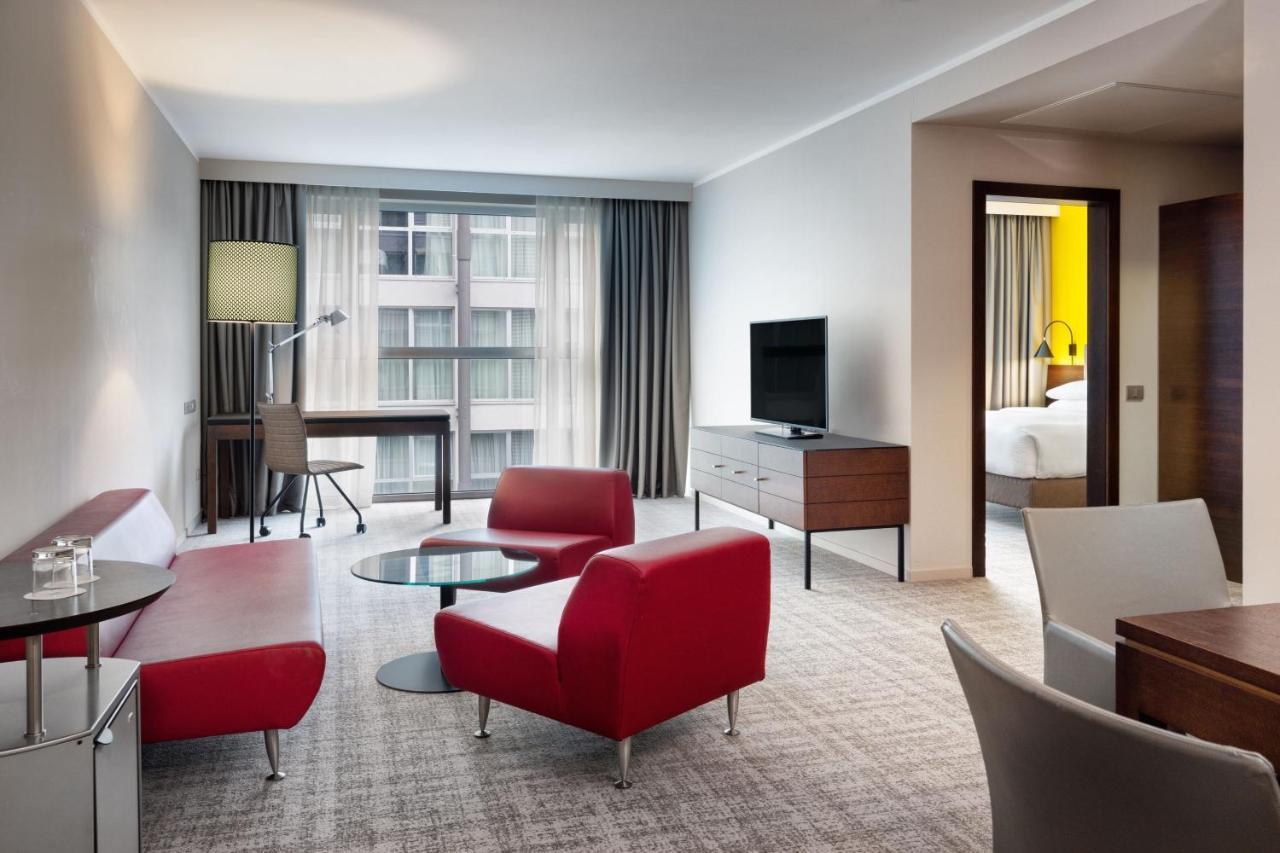 Four Points Sheraton Bolzano Bozen Esterno foto