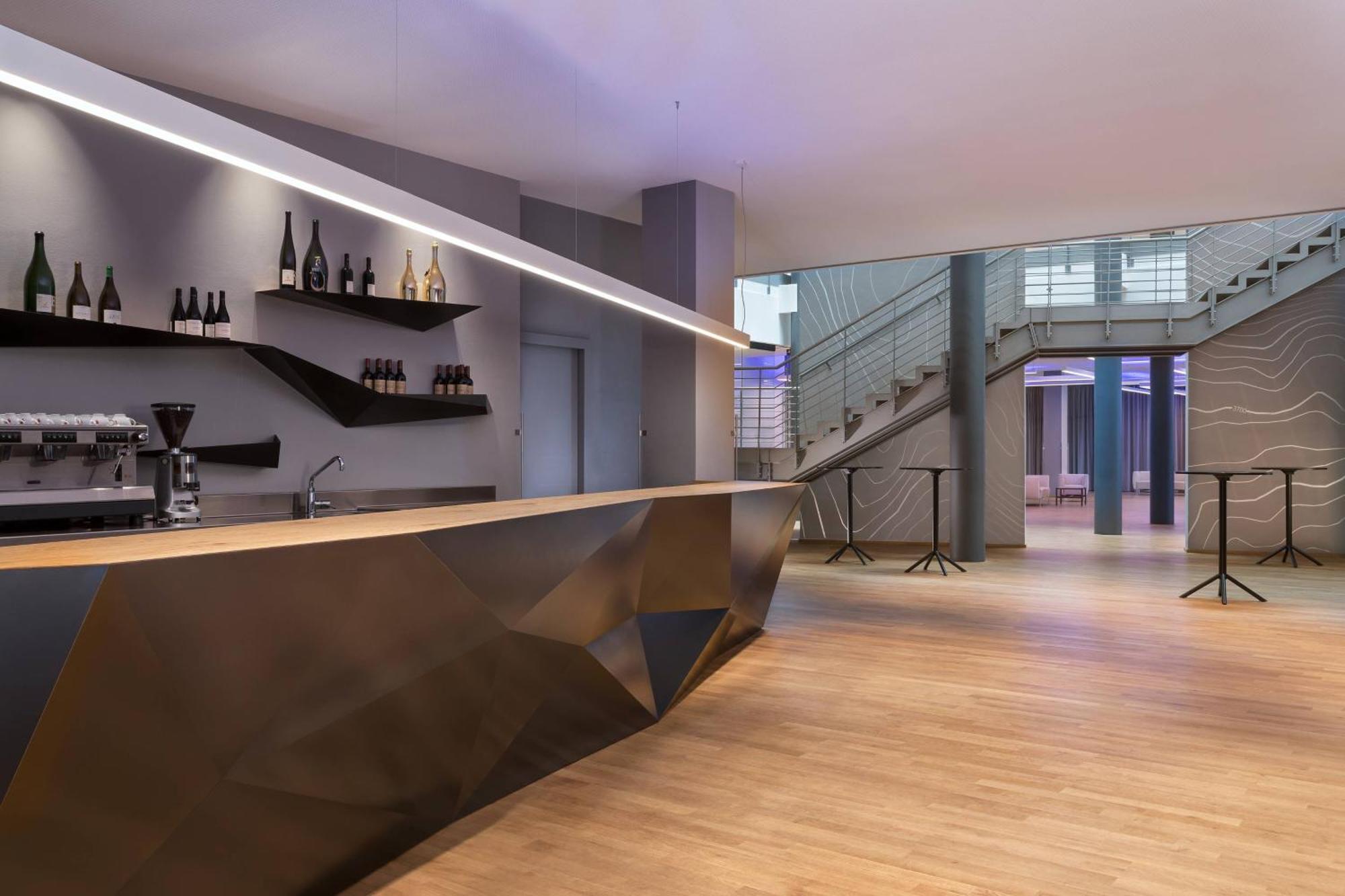 Four Points Sheraton Bolzano Bozen Esterno foto