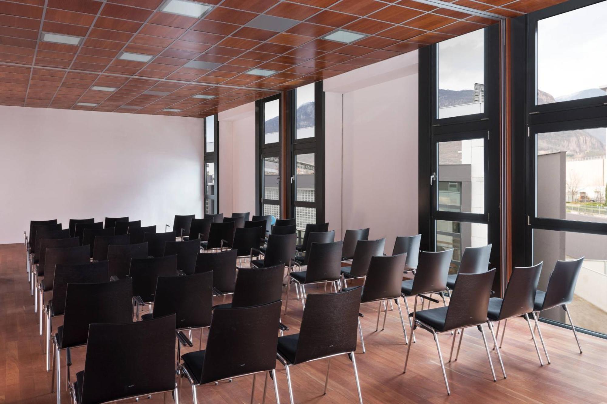 Four Points Sheraton Bolzano Bozen Esterno foto