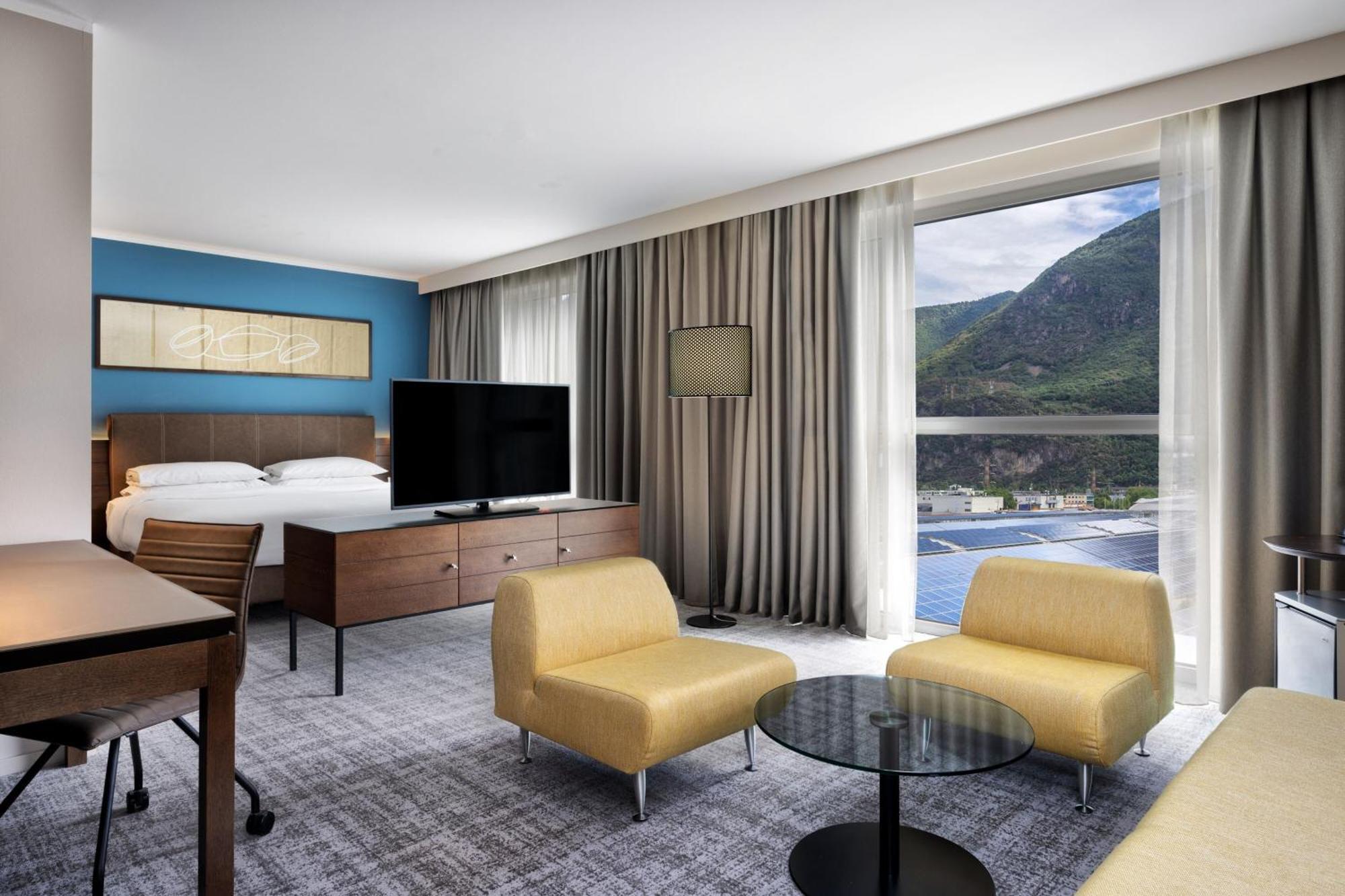 Four Points Sheraton Bolzano Bozen Esterno foto