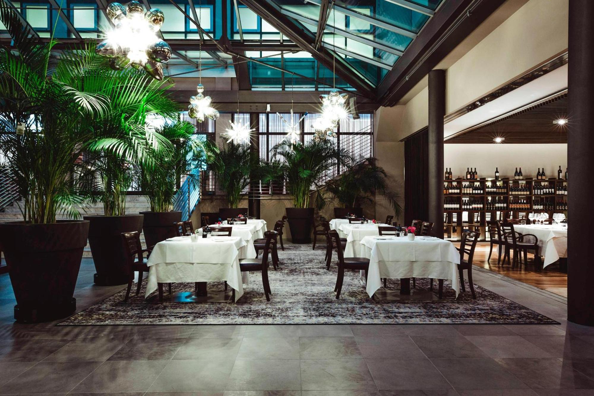 Four Points Sheraton Bolzano Bozen Esterno foto