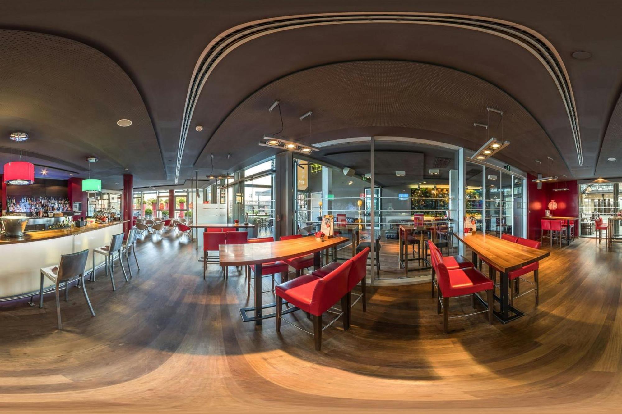 Four Points Sheraton Bolzano Bozen Esterno foto