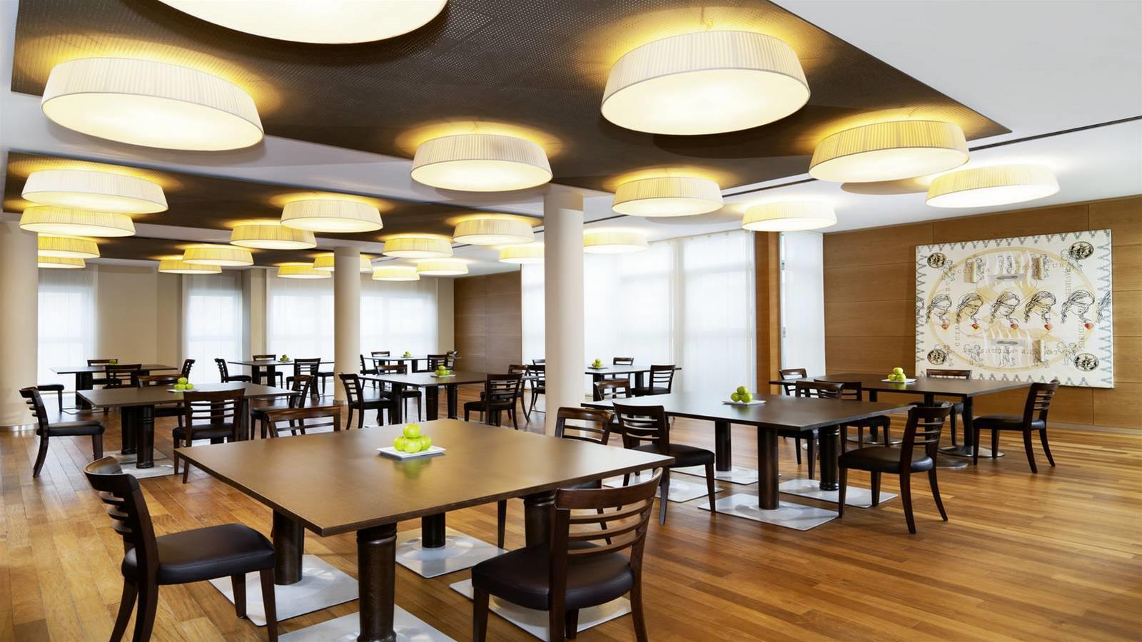 Four Points Sheraton Bolzano Bozen Esterno foto